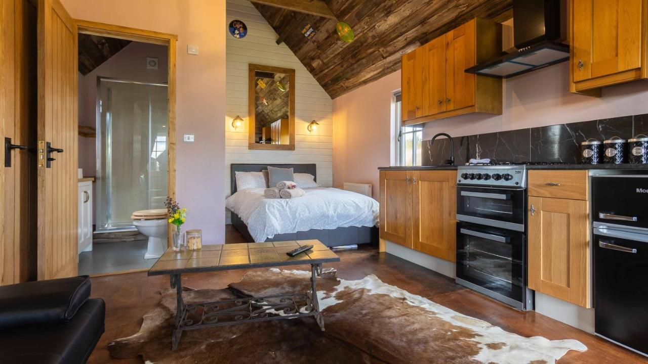 Lake View Lodges Long Melford Dış mekan fotoğraf