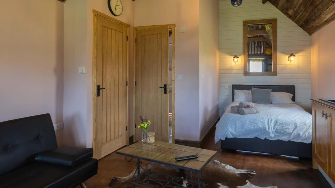 Lake View Lodges Long Melford Dış mekan fotoğraf